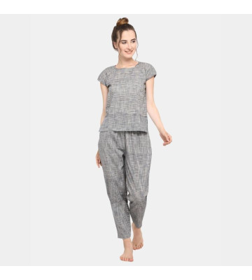 Mesmora Womens Cotton Solid Night Suits 
